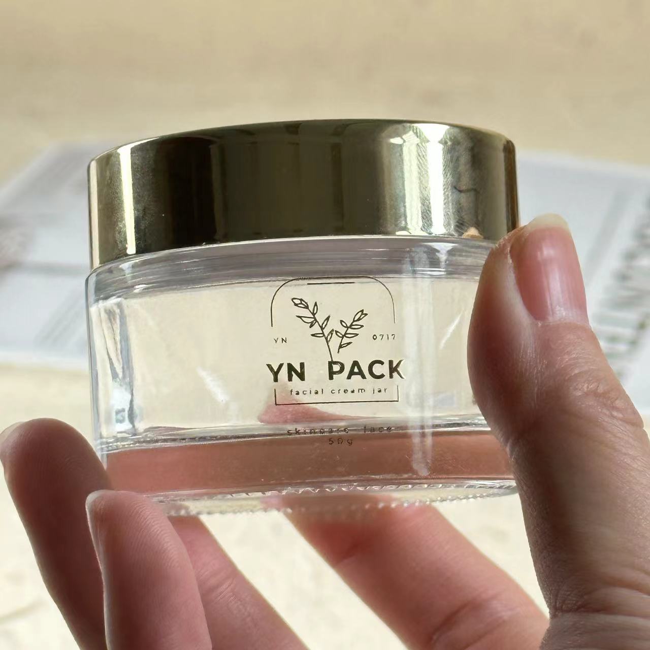 luxury glass jar Wholesa frost - Luxury Skincare Bottles recension och pris